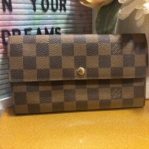 Authentic Louis Vuitton Damier Ebene Wallet🟤